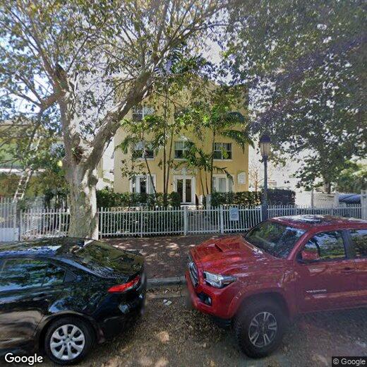 Foto principal - 843 SW 13th Ave