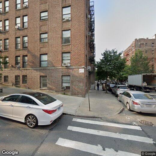 Foto principal - 1176 Walton Avenue