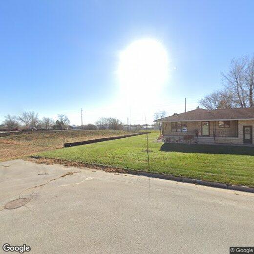 Primary Photo - 1401 Poplar Ln