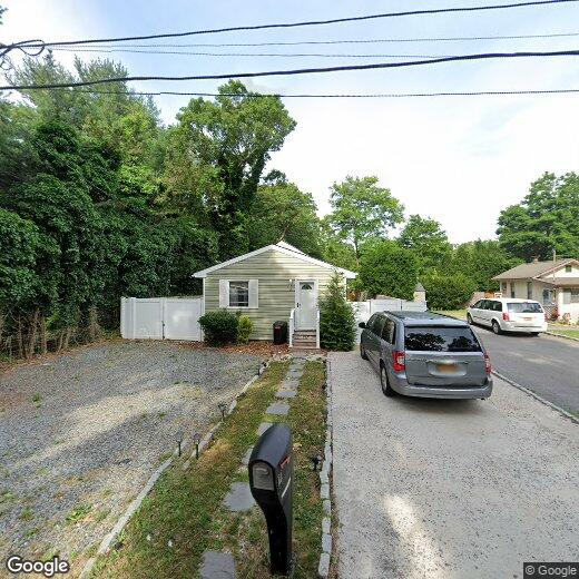 14 Montgomery Ave, Mastic, NY 11950 House Rental in Mastic, NY