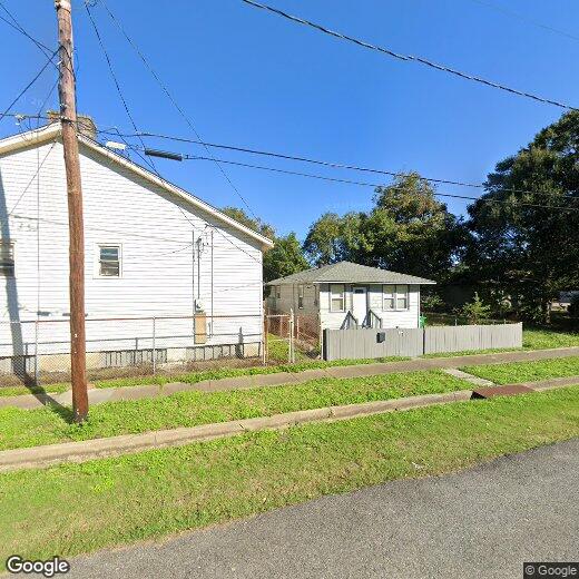 Primary Photo - 529 Cook St