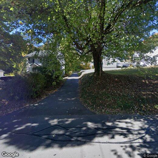 Foto principal - 142 Beecher St