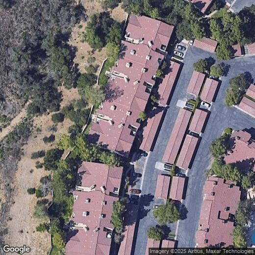 Primary Photo - 675 Oak Run Trail