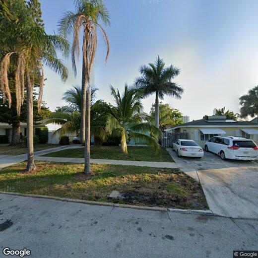 Primary Photo - 433 45th St