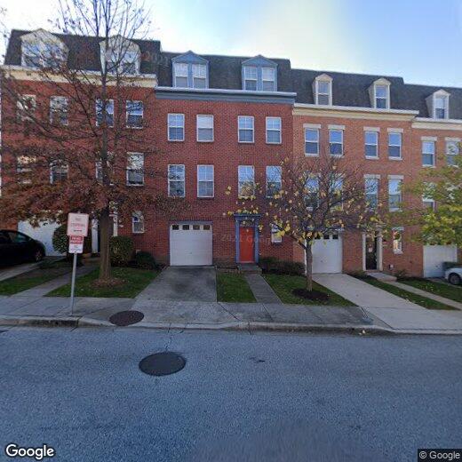 Primary Photo - A Spacious 3BR-2.5 Bathrooms Townhouse in ...