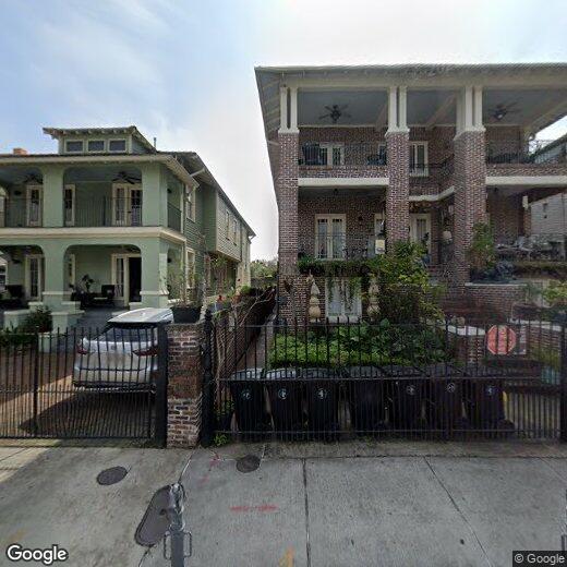 Primary Photo - 918 Dauphine St