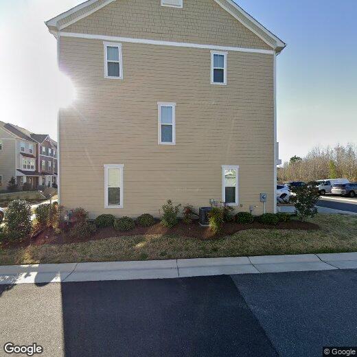 Primary Photo - 527 Twine Ln