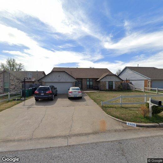 2528 SW 102nd St, Oklahoma City, OK 73159 House for Rent in Oklahoma