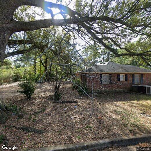 2 br, 1 bath House 614A N. Haley St. House Rental in Albany, GA