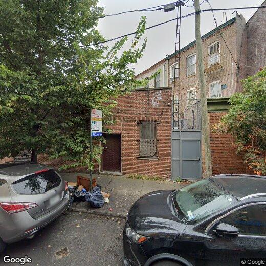 Private bedroom in 4 bed/1 bath Home Condo for Rent in Queens, NY