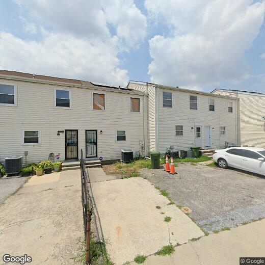Foto principal - ** 3 BEDROOM TOWNHOME **