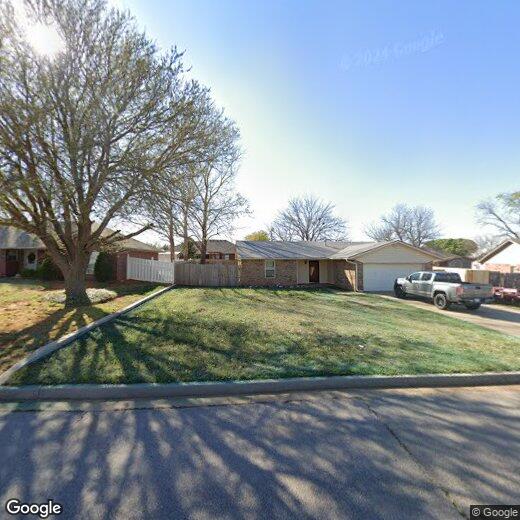 319 Sondra Dr, Elk City, OK 73644 House for Rent in Elk City, OK