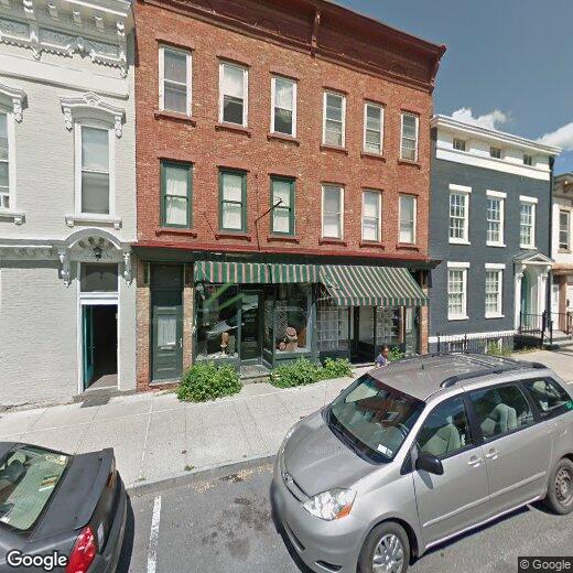 348 Warren St, Hudson, NY 12534 Room for Rent in Hudson, NY