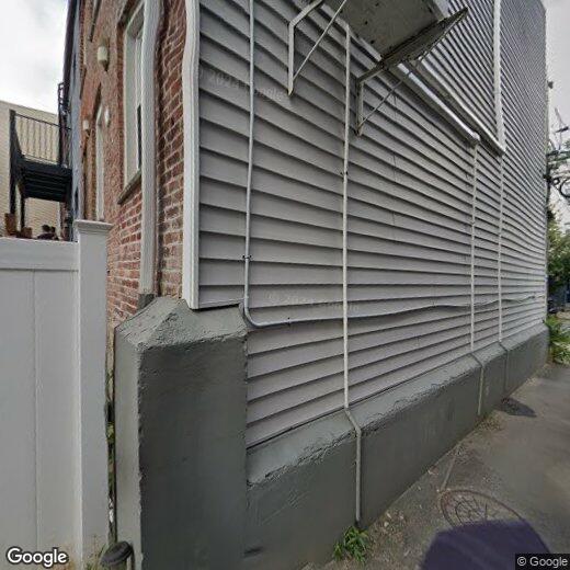 Foto principal - 431 Monmouth St