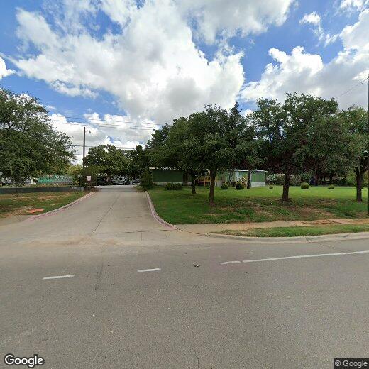 Primary Photo - 2 Bed / 1 Bath / Detached Garage