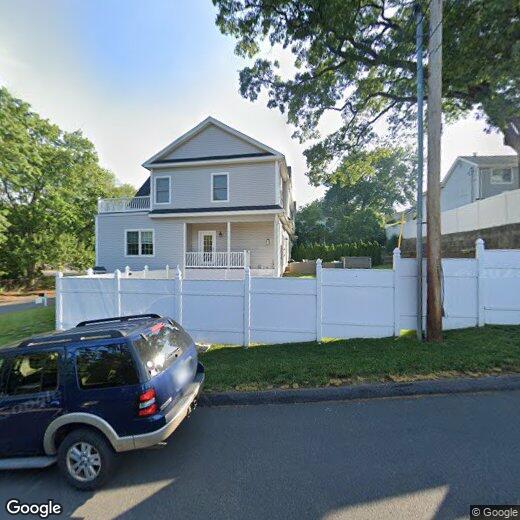 Primary Photo - 111 New Hampshire ave
