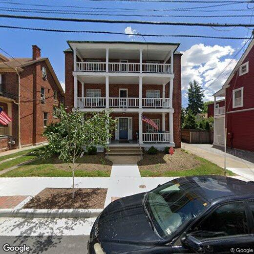 112 N Washington St Unit 9, Winchester, VA 22601 Room for Rent in