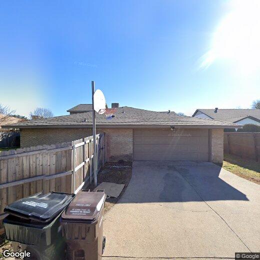 Foto principal - 2377 Claridge Cir