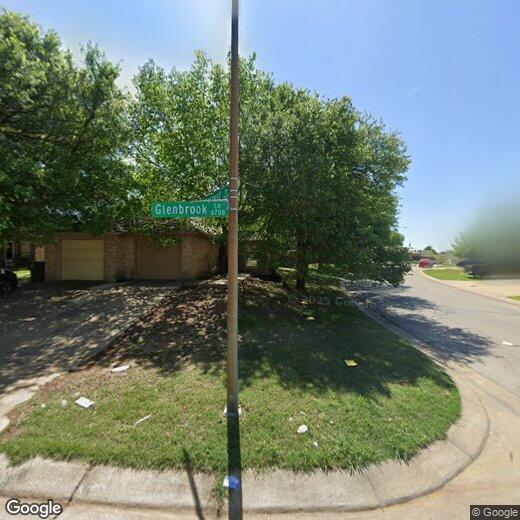 Foto principal - 6712 Glenbrook Ln