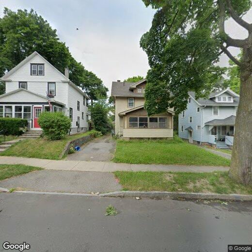 Foto principal - 799 Woodbine Ave