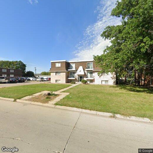 730 Russell Rd, Waterloo, IA 50701 Apartment for Rent in Waterloo, IA