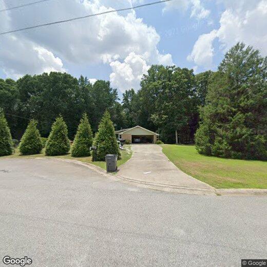 Primary Photo - 185 Redwood Cir