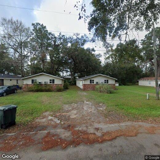 Foto principal - 321 Strickland St