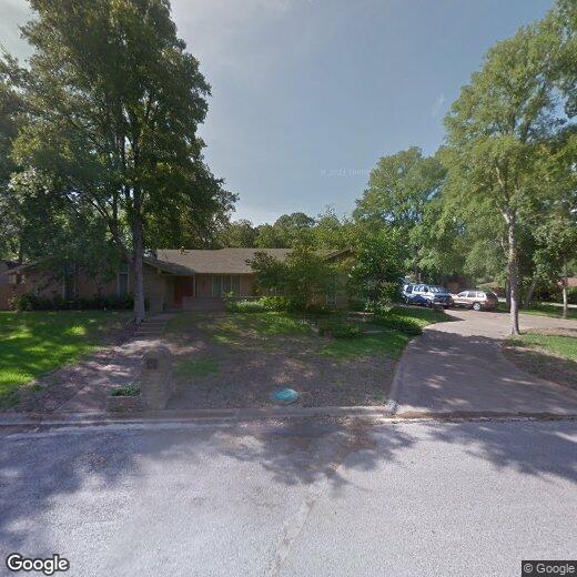 Primary Photo - 2809 Pecan Valley Dr