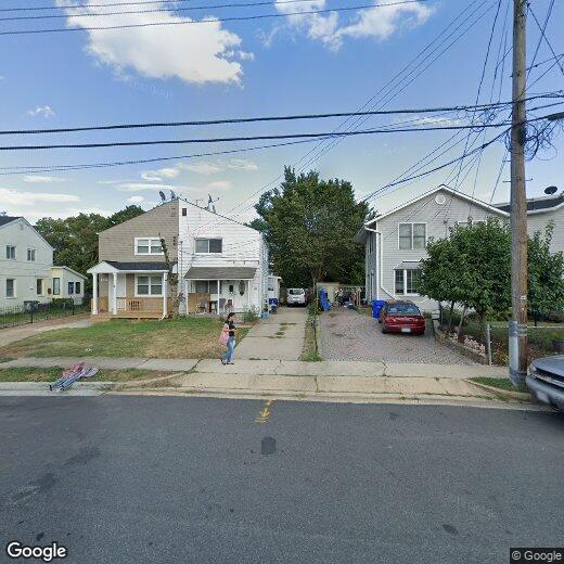 Foto principal - 833 S Harrison St