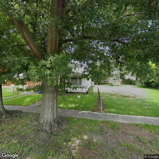 Primary Photo - 2216 Plaza Dr