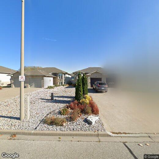 852 Michael Dr, Tecumseh, ON N8N 5A3 House for Rent in Tecumseh, ON