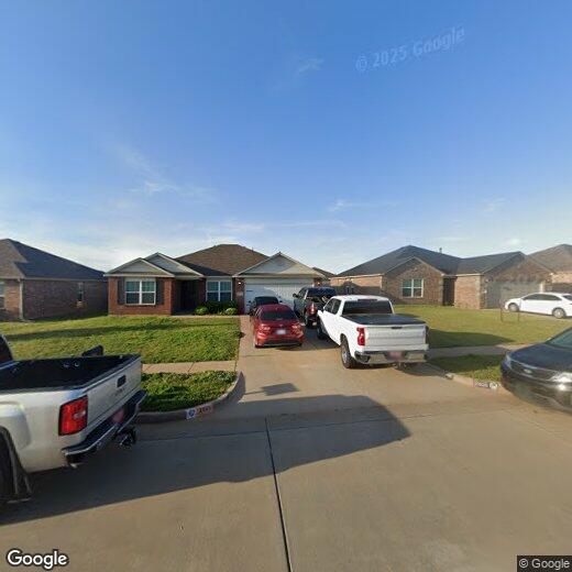 2020 W Oak Valley Way, Mustang, OK 73064 House for Rent in Mustang, OK
