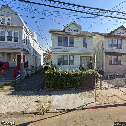 Primary Photo - 148 Columbia Ave