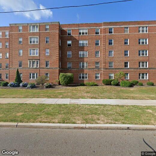 Primary Photo - 13800 Fairhill Rd