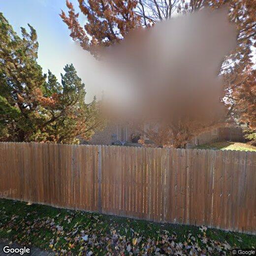 Foto principal - 4101 Pinewood Dr