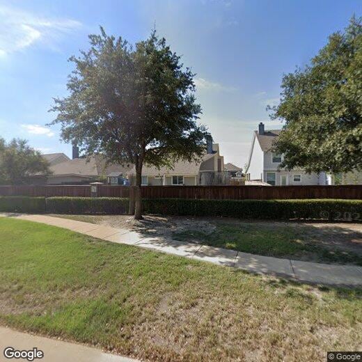 Foto principal - 9836 Old Field Dr