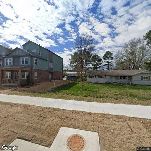 Primary Photo - 1735 W Deane St