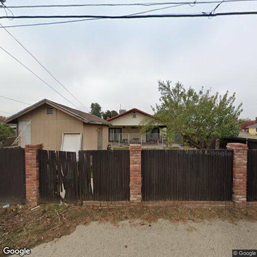 921 Martin Luther King Jr Ave, Tulare, CA 93274 House Rental in