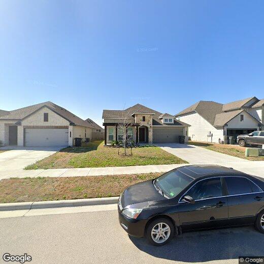 Foto principal - 6108 Golden Gate Dr