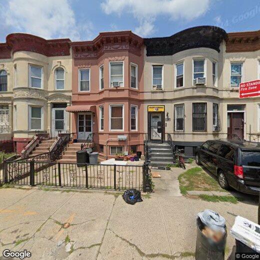 Foto principal - 1145 Lincoln Pl