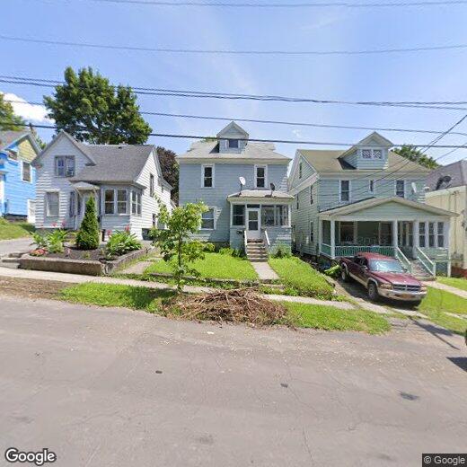 Primary Photo - 132 Fairview Ave