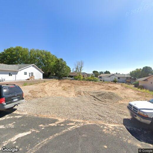 Primary Photo - 1251 Barzona Ave