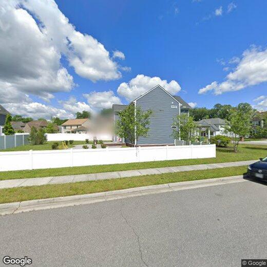 Foto principal - 813 Evelyn Way