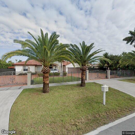 Foto principal - 660 NW 123rd Ave