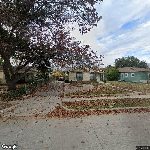Primary Photo - 217 Merritt St