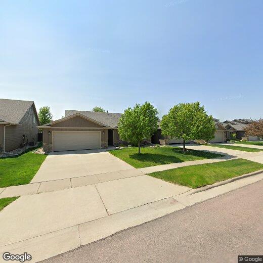 2811 E Buckingham St, Sioux Falls, SD 57108 House Rental in Sioux