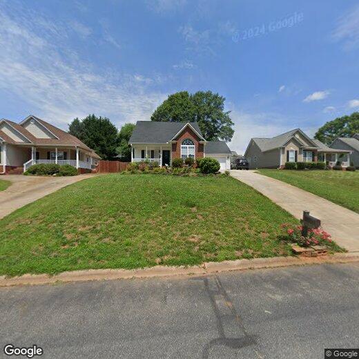 Primary Photo - Wonderful 3 Bedroom in Boiling Springs