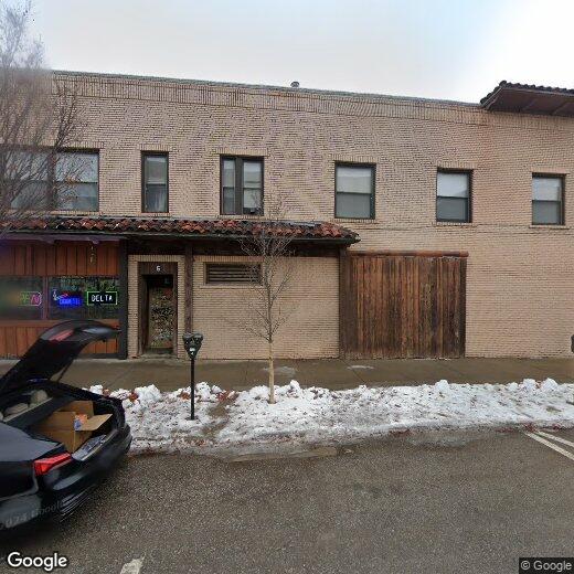 Foto principal - 845 Massachusetts St