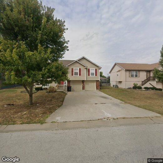 Foto principal - 1410 NW High View Dr