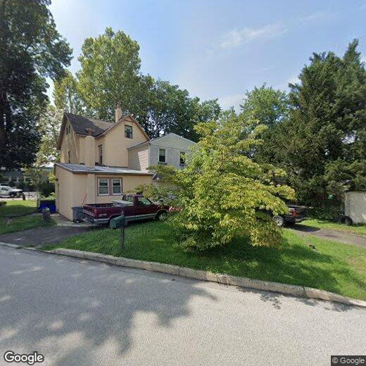 Primary Photo - 611 Old Elm St